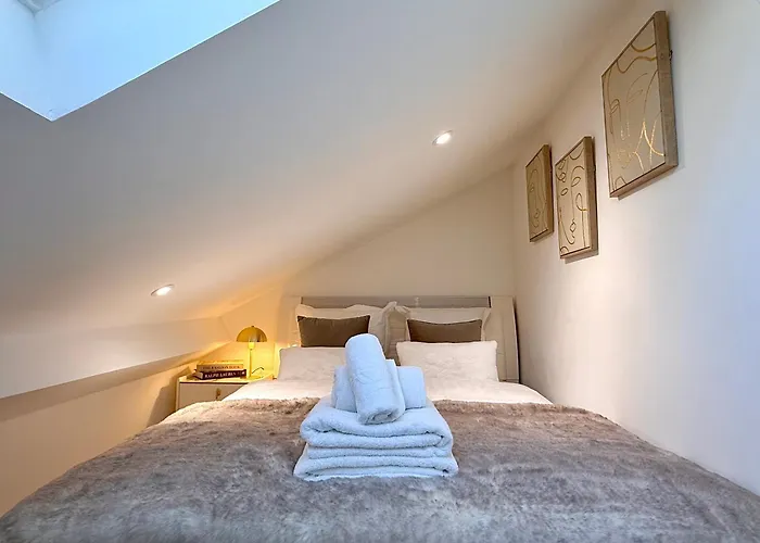 Apartment Le Loft Contemporain - Climatise & Smart Tv Au Coeur De Dijon